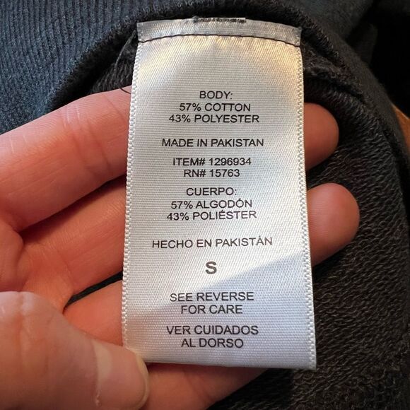 Champion‎ grey crew neck  sweater. Size small - Picture 5 of 8